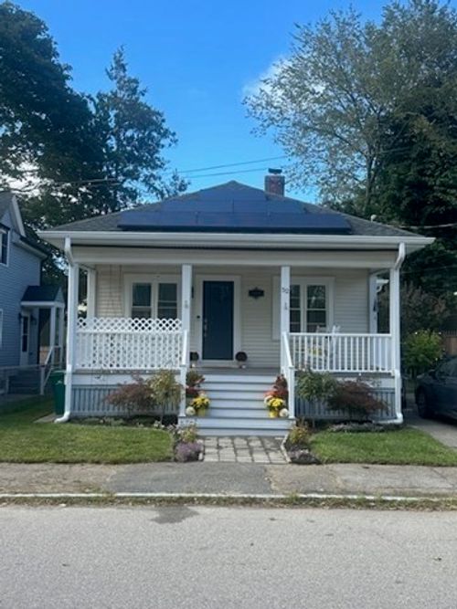 52 Hawthorne St, Attleboro, MA, 02703-3544 | Card Image