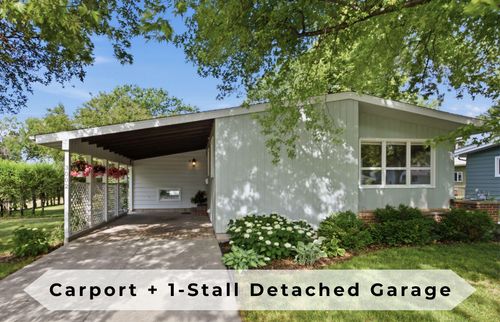 3002 8th St N, Fargo, ND, 58102-1428 | Card Image