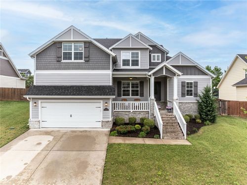 1004 Chancery Ln, Cave Springs, AR, 72718-9104 | Card Image