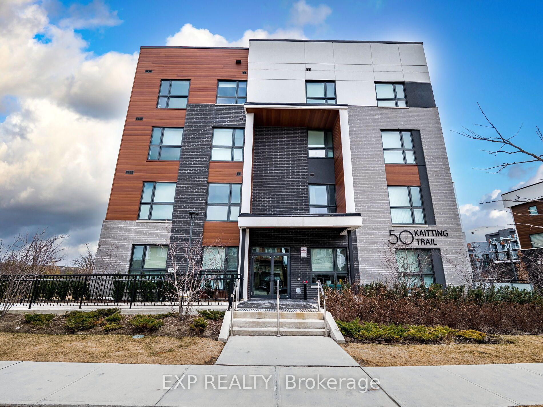 Residential Lease in Oakville 3