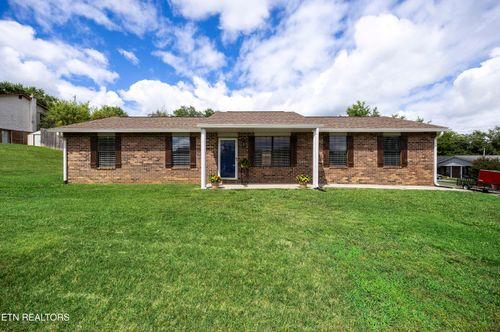 801 Valerie Ln, Knoxville, TN, 37938-4667 | Card Image