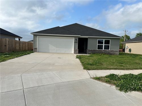 2533 E Fox Bury St, Siloam Springs, AR, 72761-7268 | Card Image