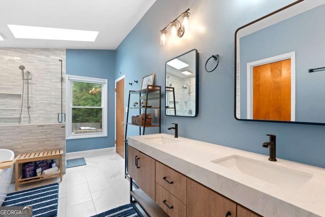 100 Karla Ct, House other with 4 bedrooms, 2 bathrooms and 4 parking in Roswell GA | Image 16