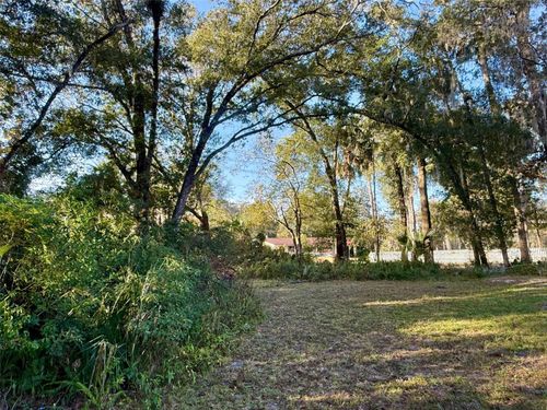 300 N Oak Ave, Orange City, FL, 32763-5230 | Card Image