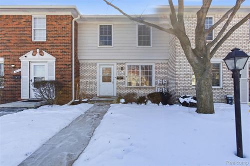 2618 Seaton Circuit S, Warren, MI, 48091-1629 | Card Image