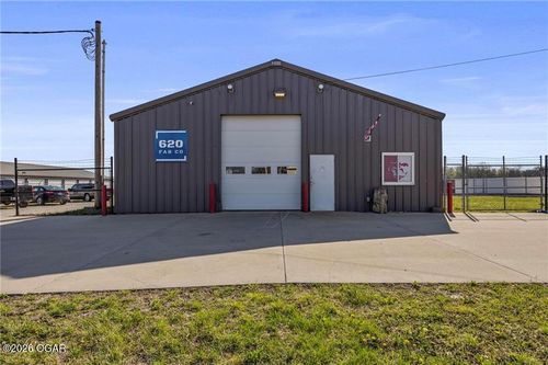 305 S Joplin St, Pittsburg, KS, 66762-5239 | Card Image