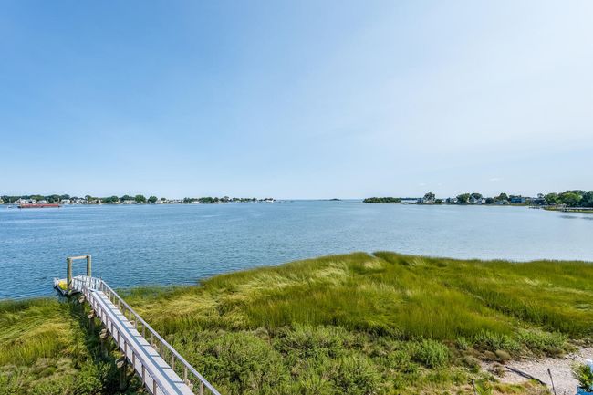 72 Shorefront Park, House other with 4 bedrooms, 7 bathrooms and 2 parking in Norwalk CT | Image 32