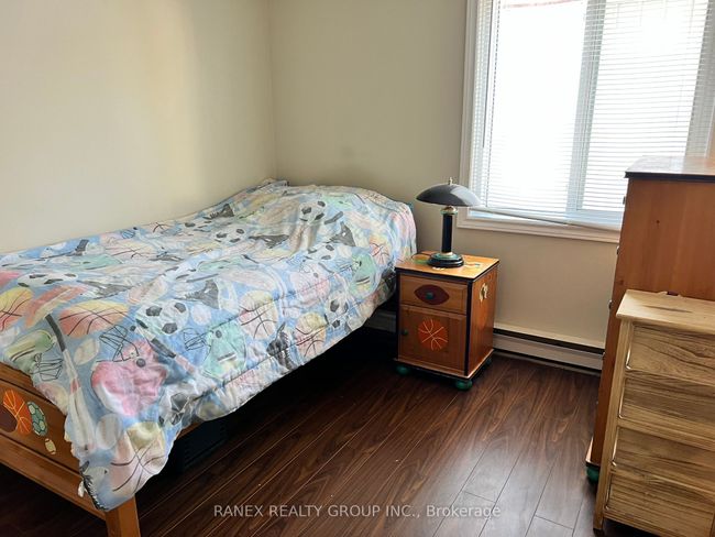 13 Grasspoint Sq, House other with 3 bedrooms, 2 bathrooms and 3 parking in Brampton ON | Image 25
