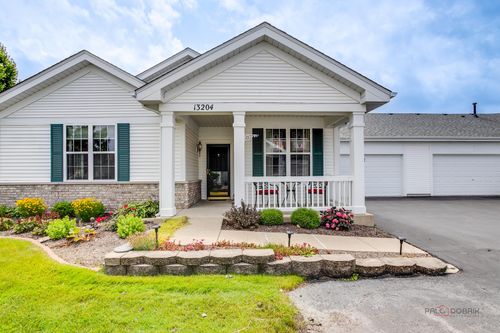 0-13204 W Sheffield Ln, Beach Park, IL, 60083-3035 | Card Image