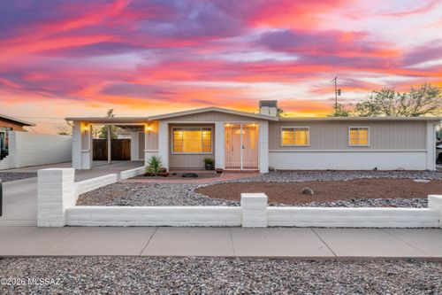 634 S Kenyon Drive, Tucson, AZ, 85710 | Card Image