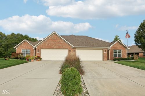 4942 W Congress Cv, New Palestine, IN, 46163-8552 | Card Image