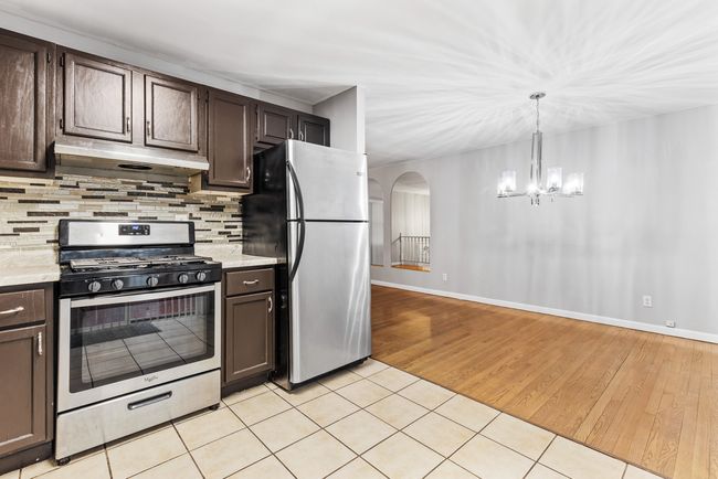 731 Union Dr, House other with 4 bedrooms, 2 bathrooms and 2 parking in University Park IL | Image 7