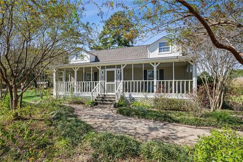 22095 Highway 40, Bush, LA, 70431-2718 | Card Image