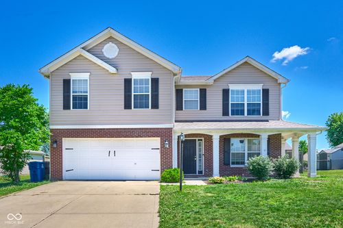 7550 Wildcat Run Ln, Indianapolis, IN, 46239-6840 | Card Image