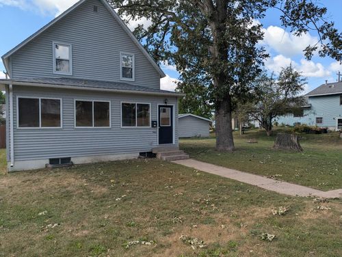 319 Watkins St, Mora, MN, 55051-1553 | Card Image
