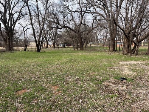 511 S 3rd St, Guthrie, OK, 73044-4612 | Card Image