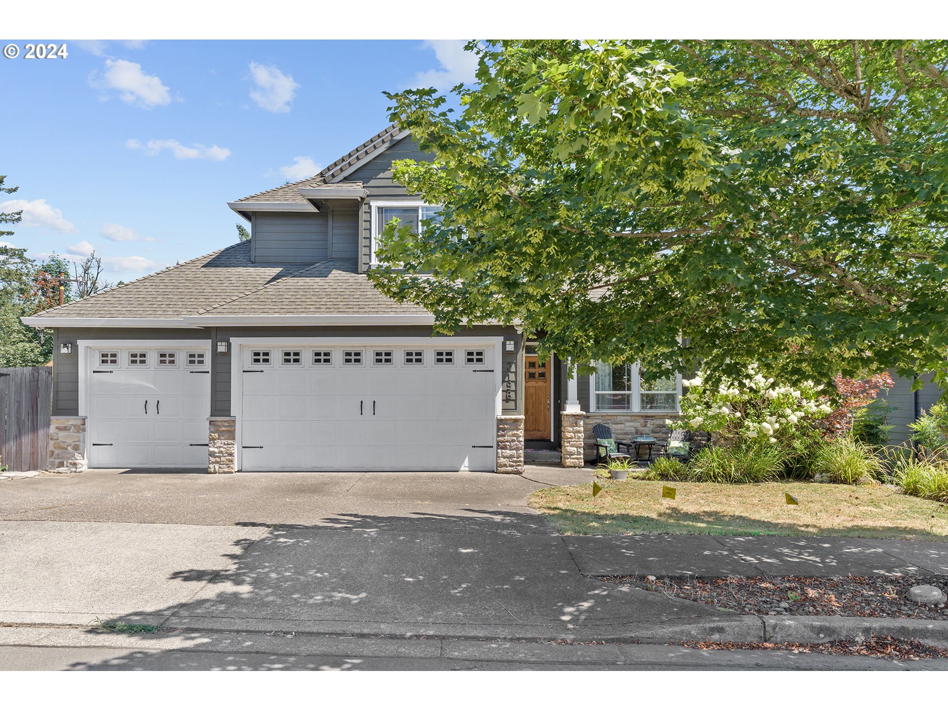 Hall Ln, Troutdale, OR 97060