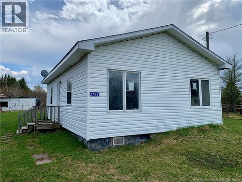 3787 Main St, Belledune, NB, E8G2K2 | Card Image
