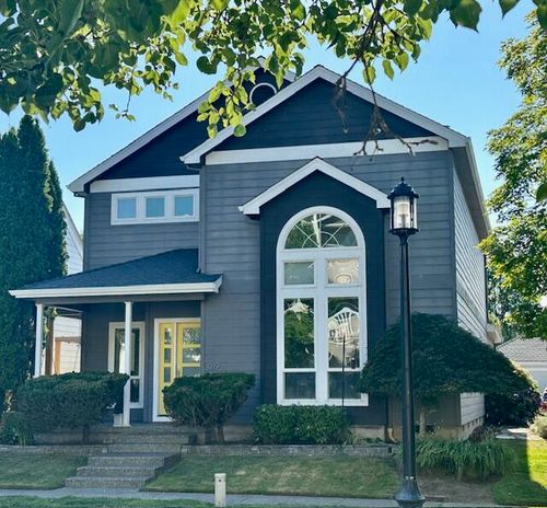 1019 Rustler Peak St, Central Point, OR, 97502-8623 | Card Image