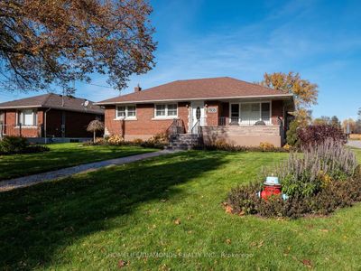 6361 Margaret St, House other with 3 bedrooms, 2 bathrooms and 4 parking in Niagara Falls ON | Image 1