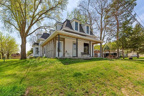 301 S 8th St, Henderson, MN, 56044-7738 | Card Image