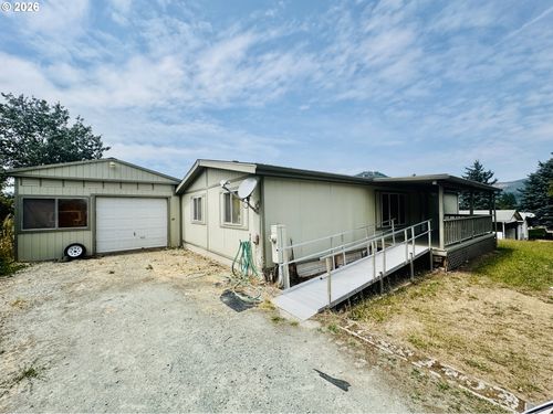131 Allan St, MyrtleCreek, OR, 97457 | Card Image