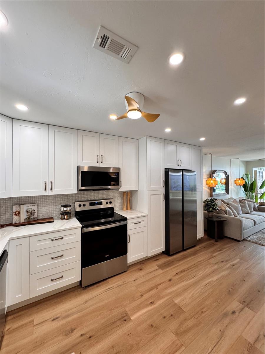 Residential Lease in SIESTA KEY 3