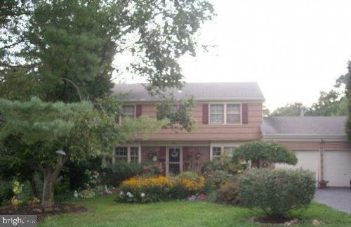 26 Twig Ln, Willingboro, NJ, 08046-3835 | Card Image