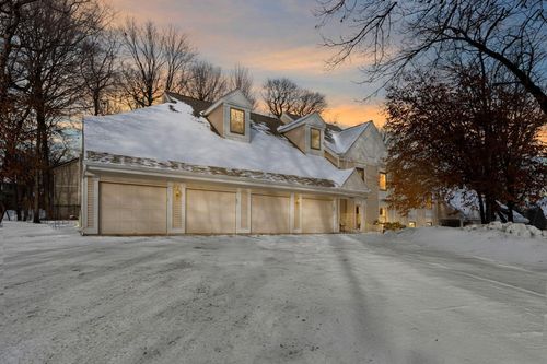 apt-b-15630 26th Ave N, Plymouth, MN, 55447-5633 | Card Image