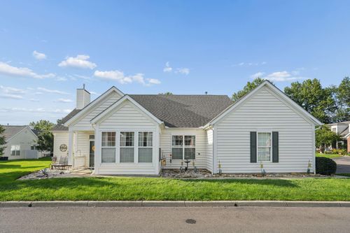 5976 Naughten Pond Dr, Columbus, OH, 43213-7310 | Card Image