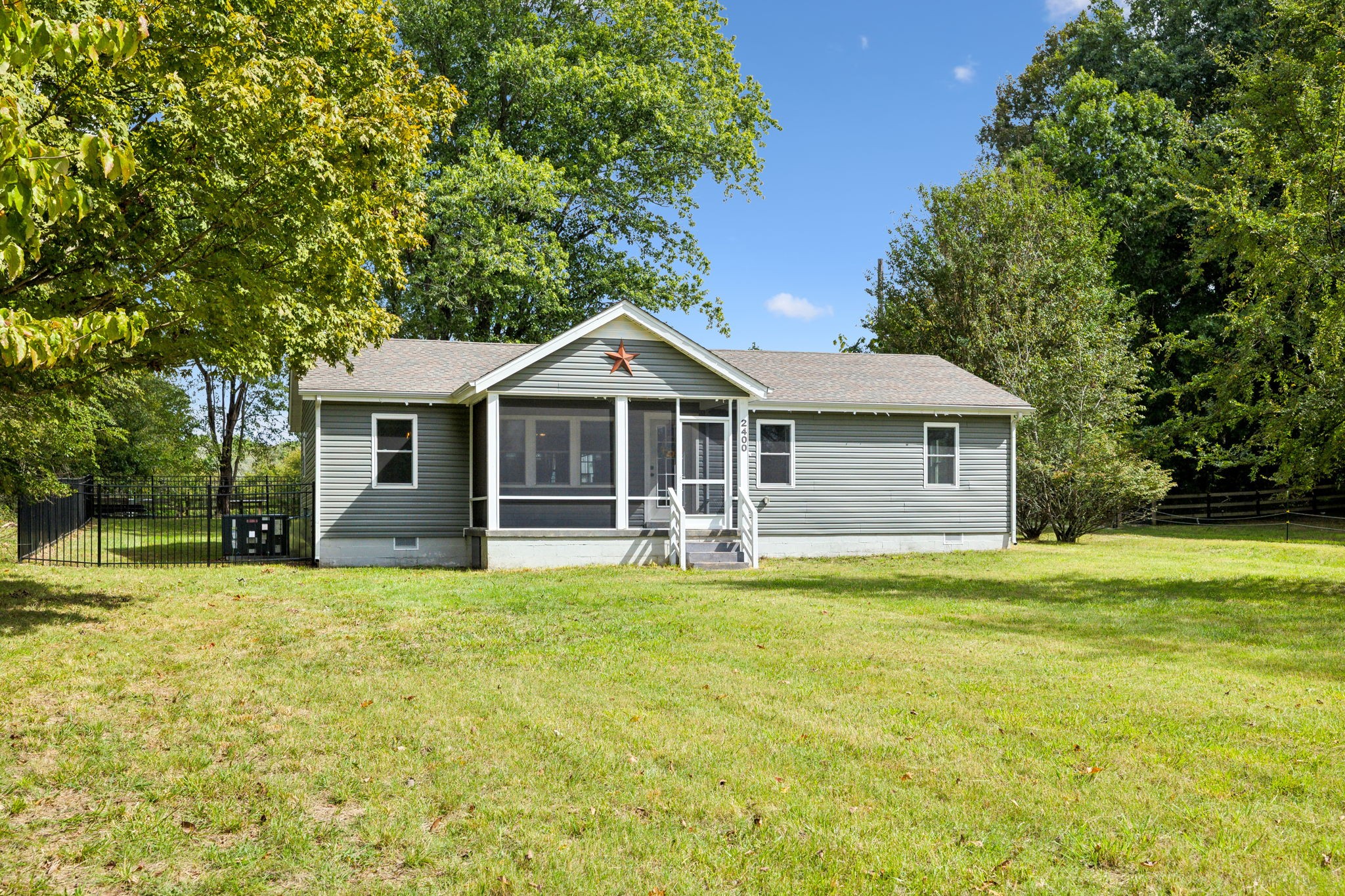 Pumpkin Creek Ln, Spring Hill, TN 37174