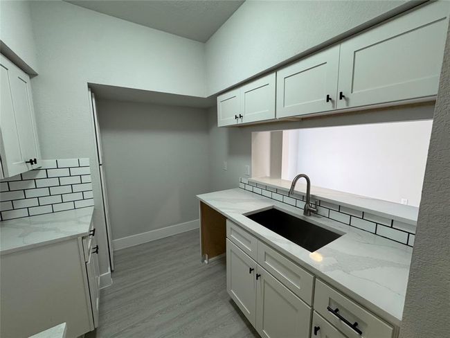 APT-134 - 9803 Club Creek Dr, Townhouse with 2 bedrooms, 2 bathrooms and null parking in Houston TX | Image 5