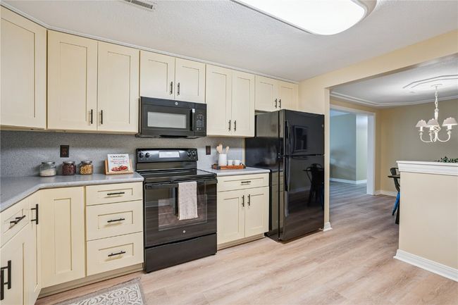 APT-215 - 2135 1 St Ave Se, Condo with 2 bedrooms, 2 bathrooms and null parking in Cedar Rapids IA | Image 13