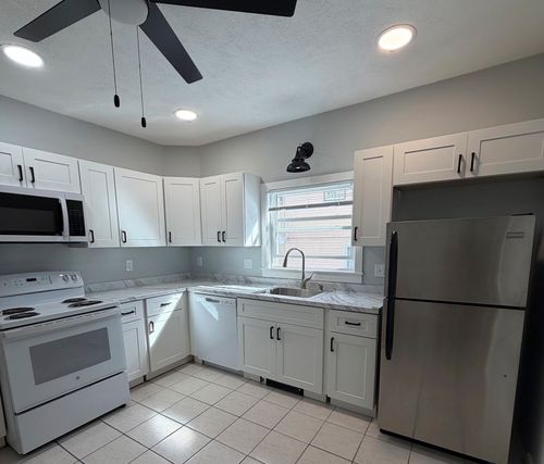 1-32 Valley St, Everett, MA, 02149-2020 | Card Image