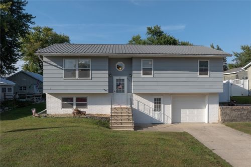 205 Grove St Nw, Shellsburg, IA, 52332-4704 | Card Image