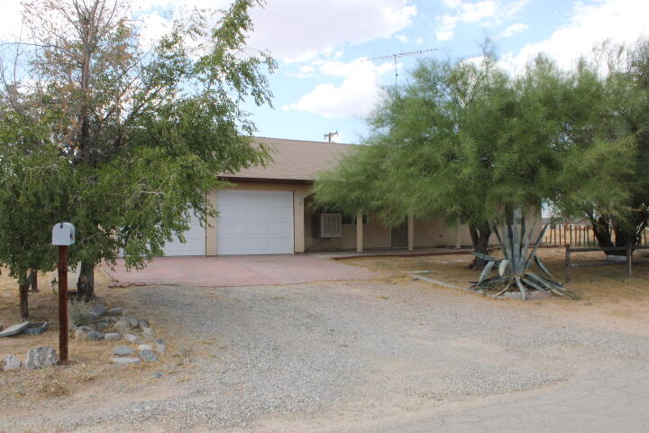 Hacienda Blvd, California City, CA 93505