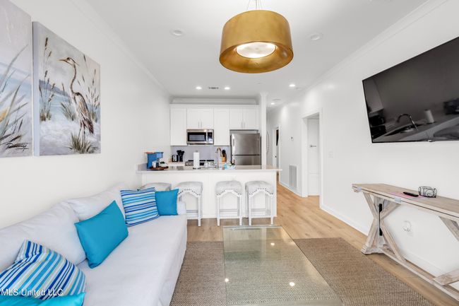 240EBeachBlvd-6 | Image 5