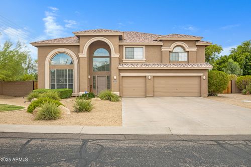 7555 E Laurel St, Mesa, AZ, 85207-2036 | Card Image