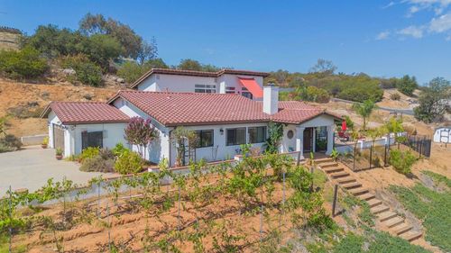 17522 Rancho De Carole Rd, Ramona, CA, 92065-6922 | Card Image