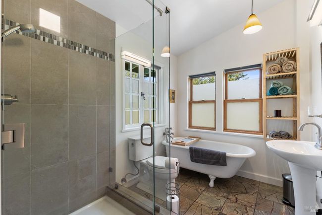 65401 Highway 271, House other with 5 bedrooms, 3 bathrooms and 5 parking in Leggett CA | Image 14