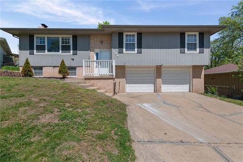 106 Nw 61st St, Gladstone, MO, 64118-4003 | Card Image