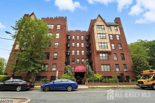 apt-2c-5 Pomona Ave, Newark, NJ, 07112-2324 | Card Image