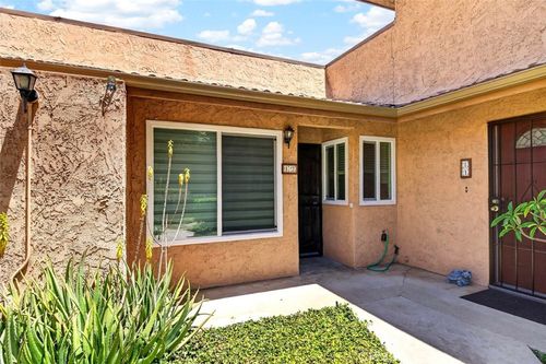12a-901 Citrus Dr, La Habra, CA, 90631-2655 | Card Image
