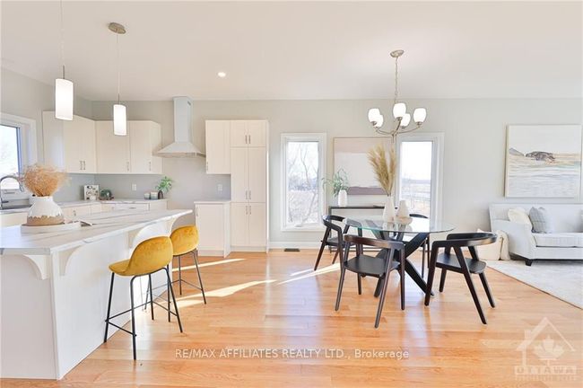 3325 Highway 31 Bank St, House other with 2 bedrooms, 1 bathrooms and 6 parking in South Dundas ON | Image 10