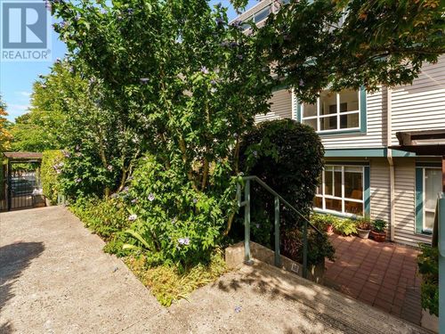 12-288 St Davids Ave, North Vancouver, BC, V7L4X2 | Card Image