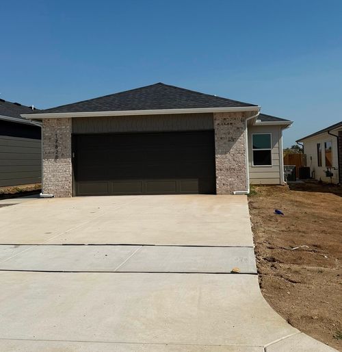 12819 E Willowgreen St, Wichita, KS, 67230-8402 | Card Image