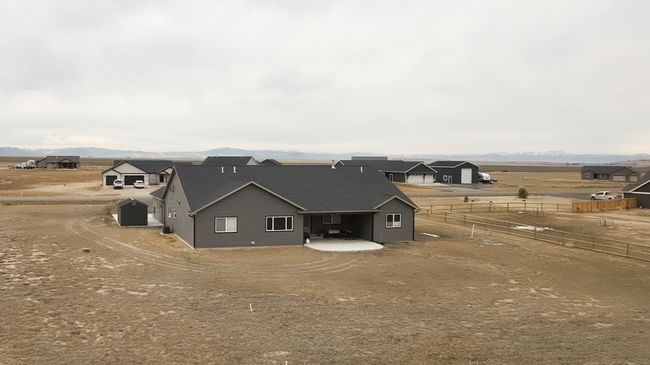 2132 Dryland Loop, House other with 4 bedrooms, 3 bathrooms and null parking in East Helena MT | Image 36