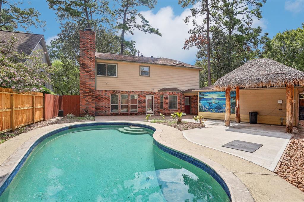 Laurel Crest Ct, Kingwood, TX 77339