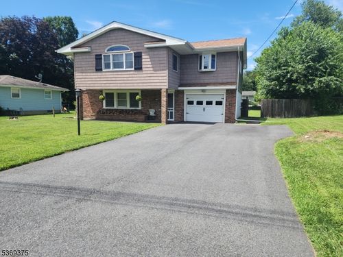 15 Prospect Ave, Hamburg, NJ, 07419-1014 | Card Image