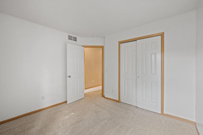 Bedroom #2 with new carpet | Image 25